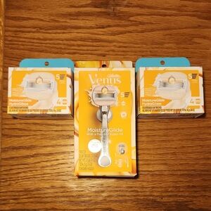 Gillette Venus MoistureGlide Razor Set